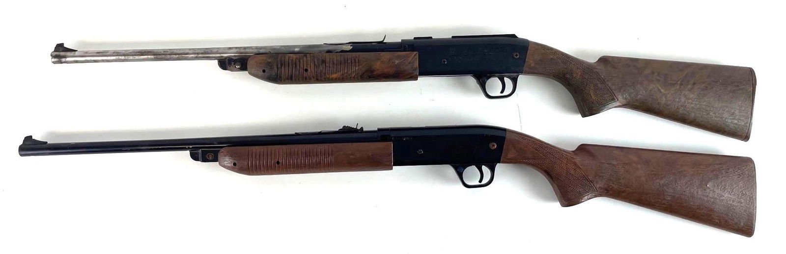 Group of 2 Daisy .177 Cal Air Rifles: SN - N/A. Includes model 840/841 and model 840.