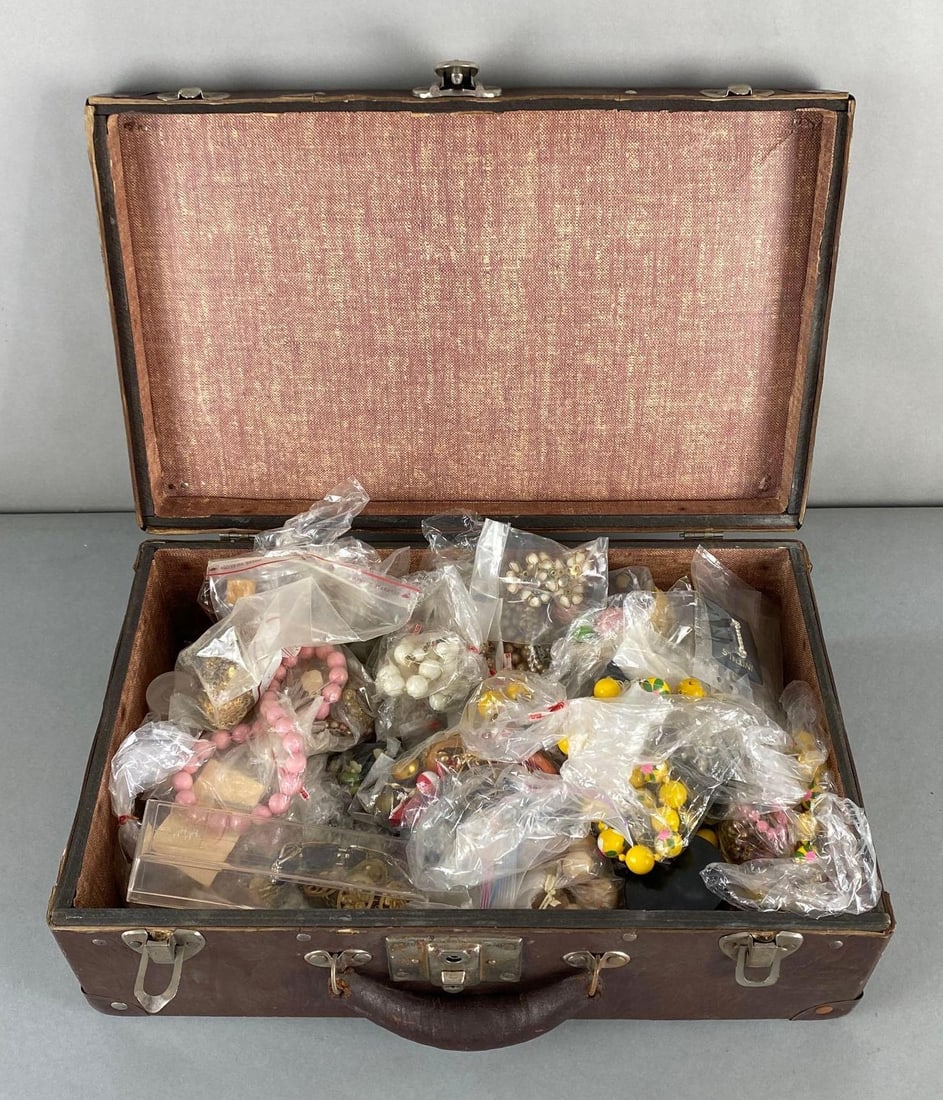 Large Group of Assorted Costume Jewelry (1 of 4)