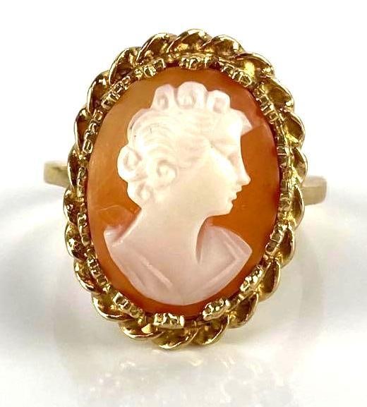 10K Gold Cameo Ring (1 of 5)