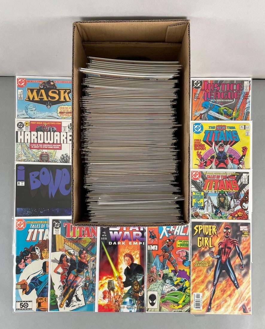 Short Box of 120+ DC / Marvel / Dark Horse / Image Comic Books (1 of 4)