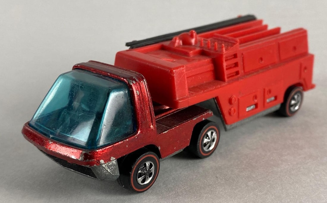 Hot Wheels Redline The Heavyweights Die-Cast Car (1 of 6)