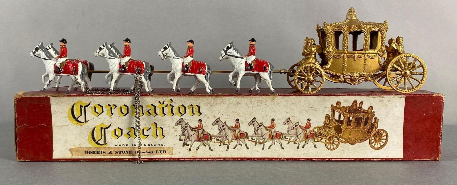 Morris and Stone Painted Die-Cast Coronation Coach (1 of 12)