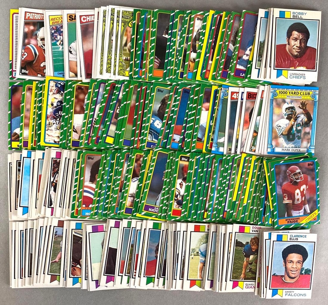 250+ 1973 - 87 Topps Football Cards with HOFs, Stars, and Rookies (1 of 2)