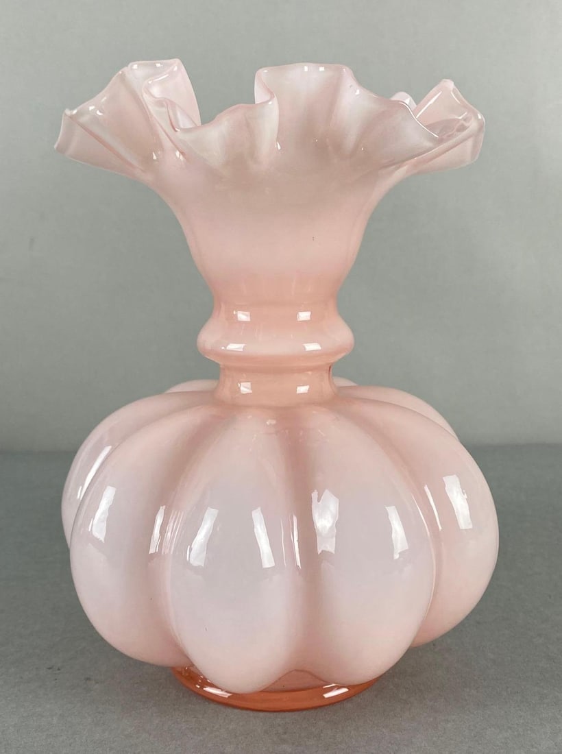 Fenton Glass Peach Melon Vase with Ruffle Rim (1 of 6)