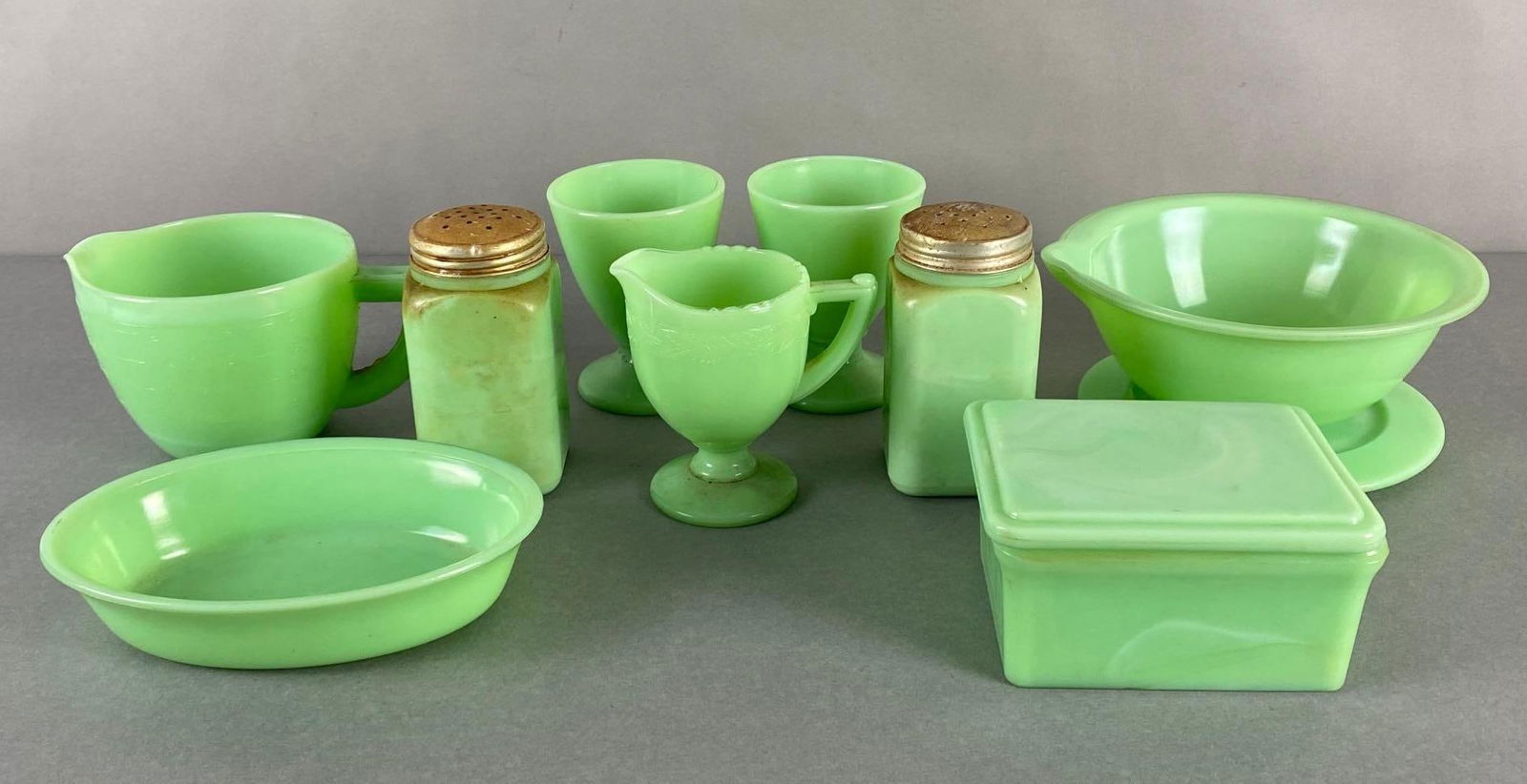Group of 10 Vintage McKee Jadite Kitchen Items (1 of 6)