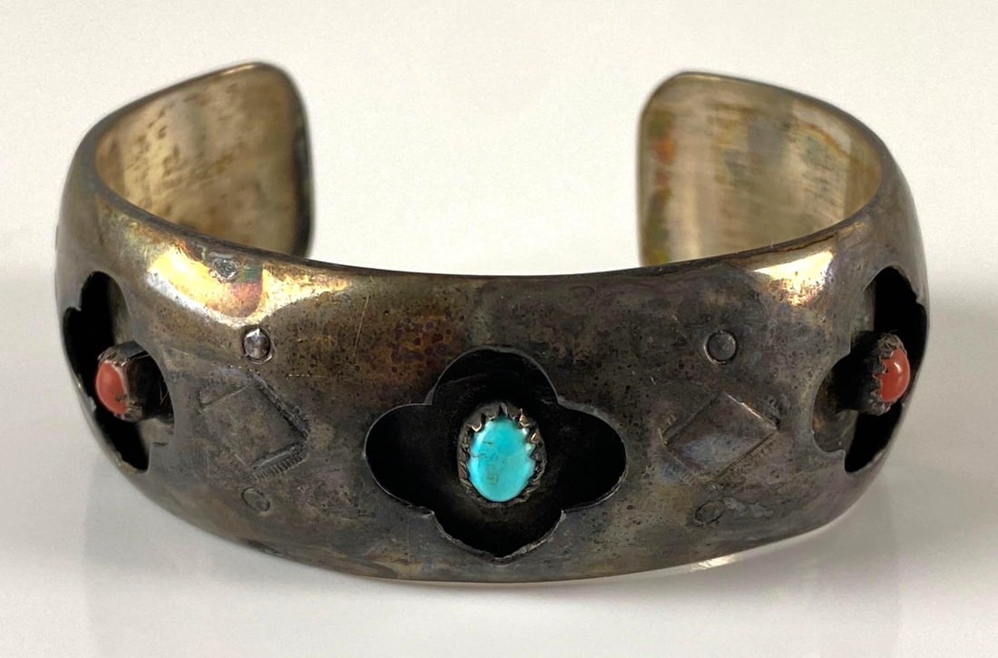 Sterling Silver Native American Hardstone Cuff Bracelet (1 of 5)