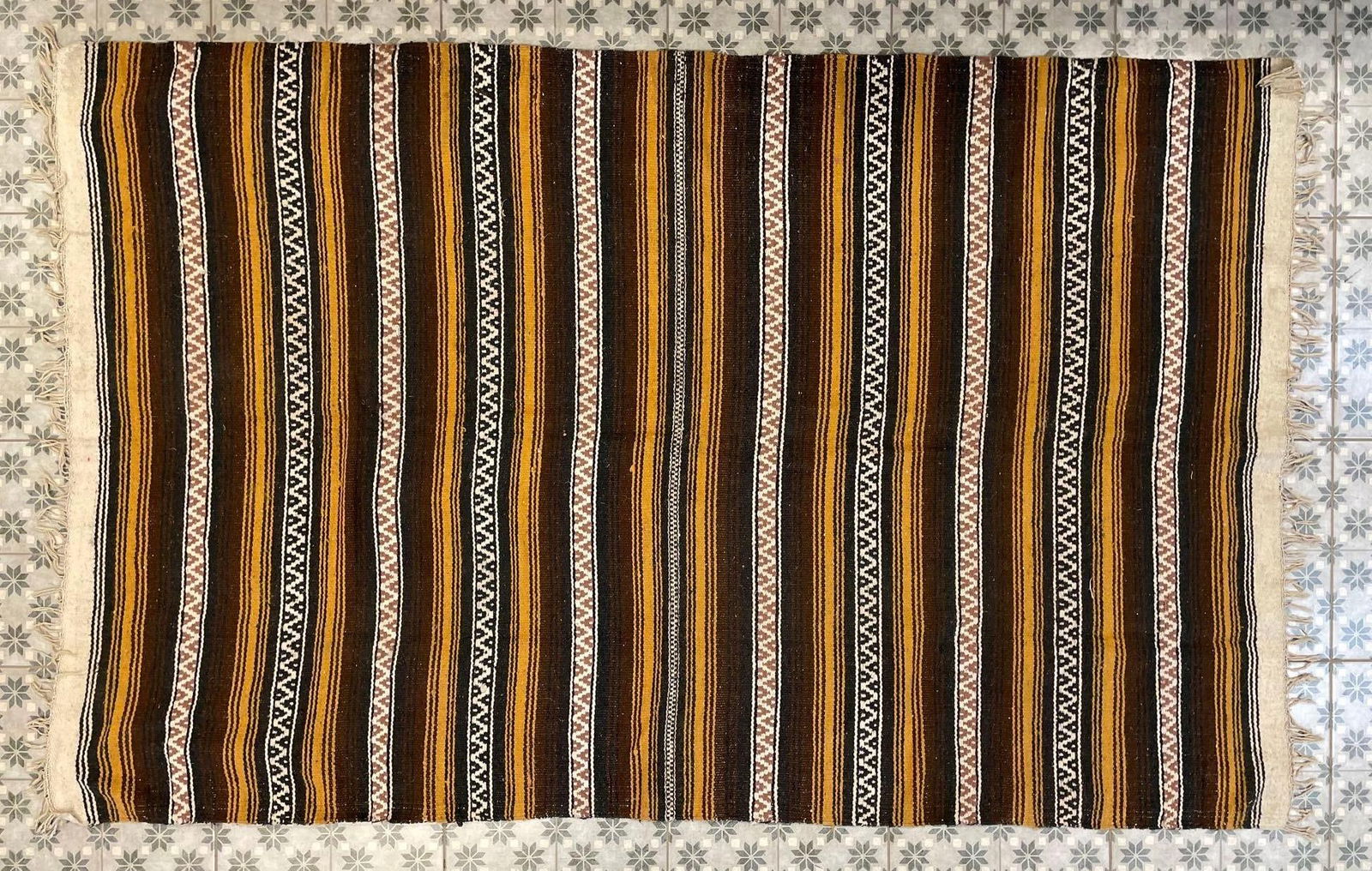 Mexican Woven Blanket (1 of 3)