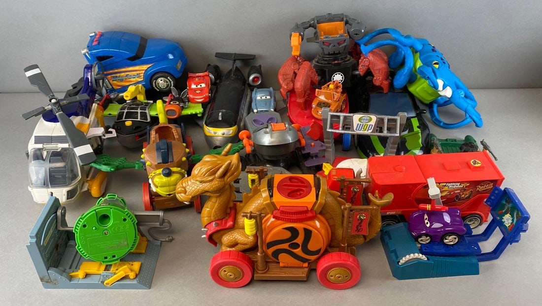 Group of 20+ Assorted Plastic Toy Vehicles (1 of 4)