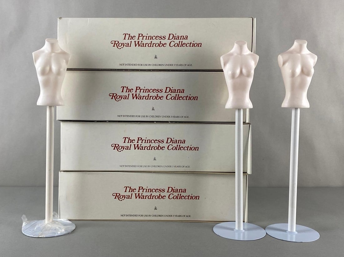 Danbury Mint Diana Princess of Whales Doll Mannequins (1 of 3)