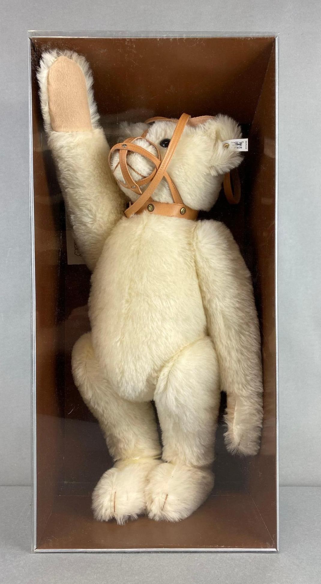 Reproduction Steiff Muzzle Bear Limiter Edition (1 of 3)