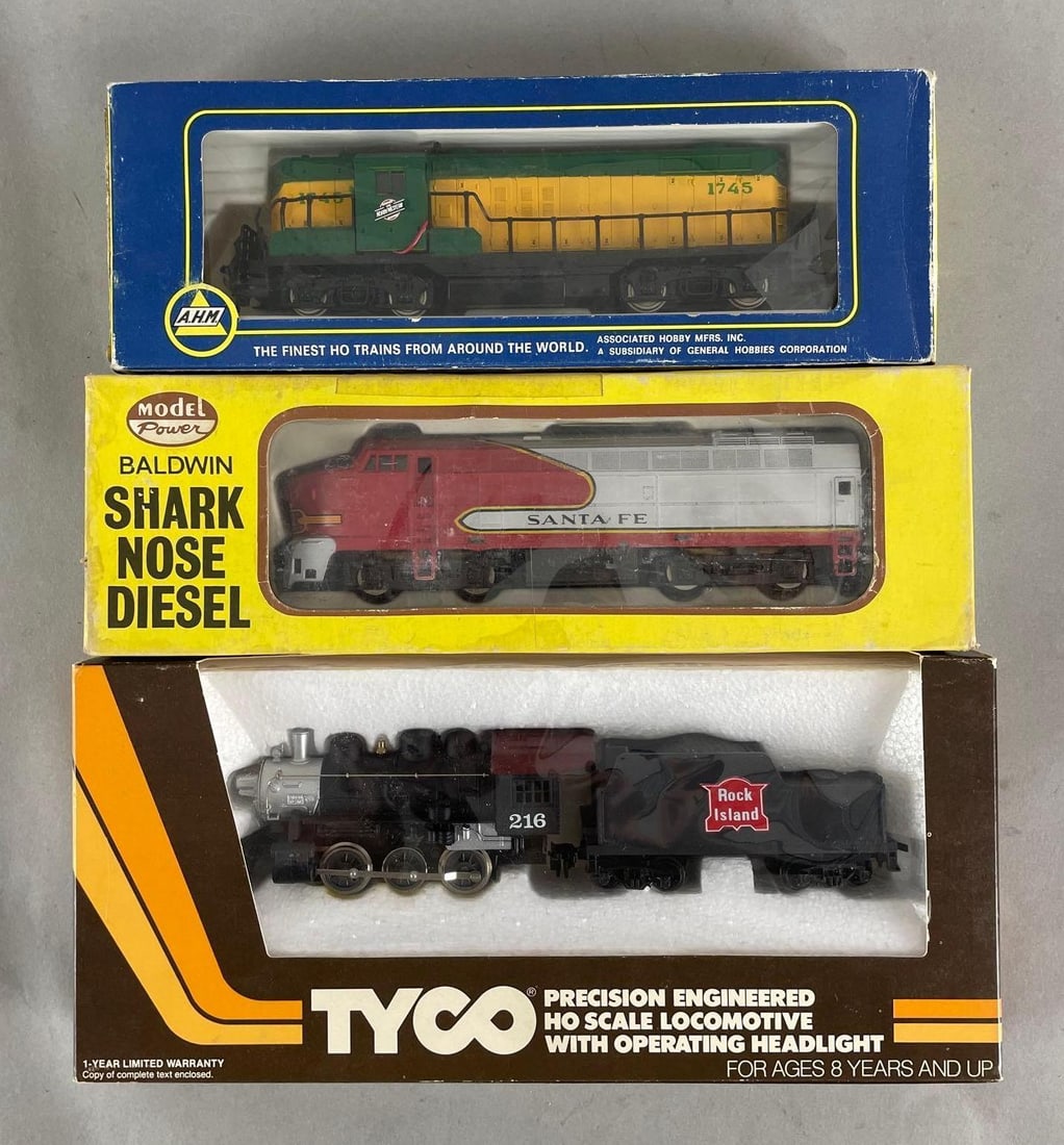 Group of 3 HO Scale Locomotives (1 of 3)