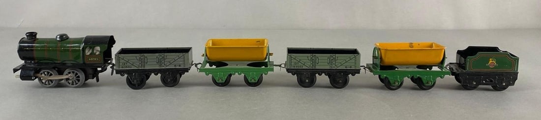 Group of 6 Meccano Hornby Tin Litho Locomotive Engine and Cars (1 of 5)