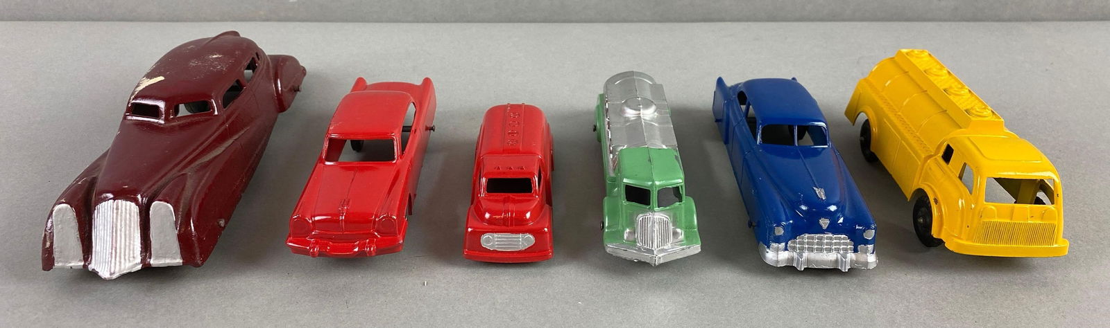Group of 6 Die-Cast Vehicles (1 of 3)