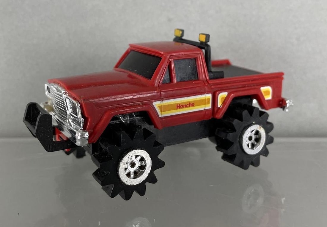 Schaper Jeep Honcho 4x4 Stomper (1 of 4)