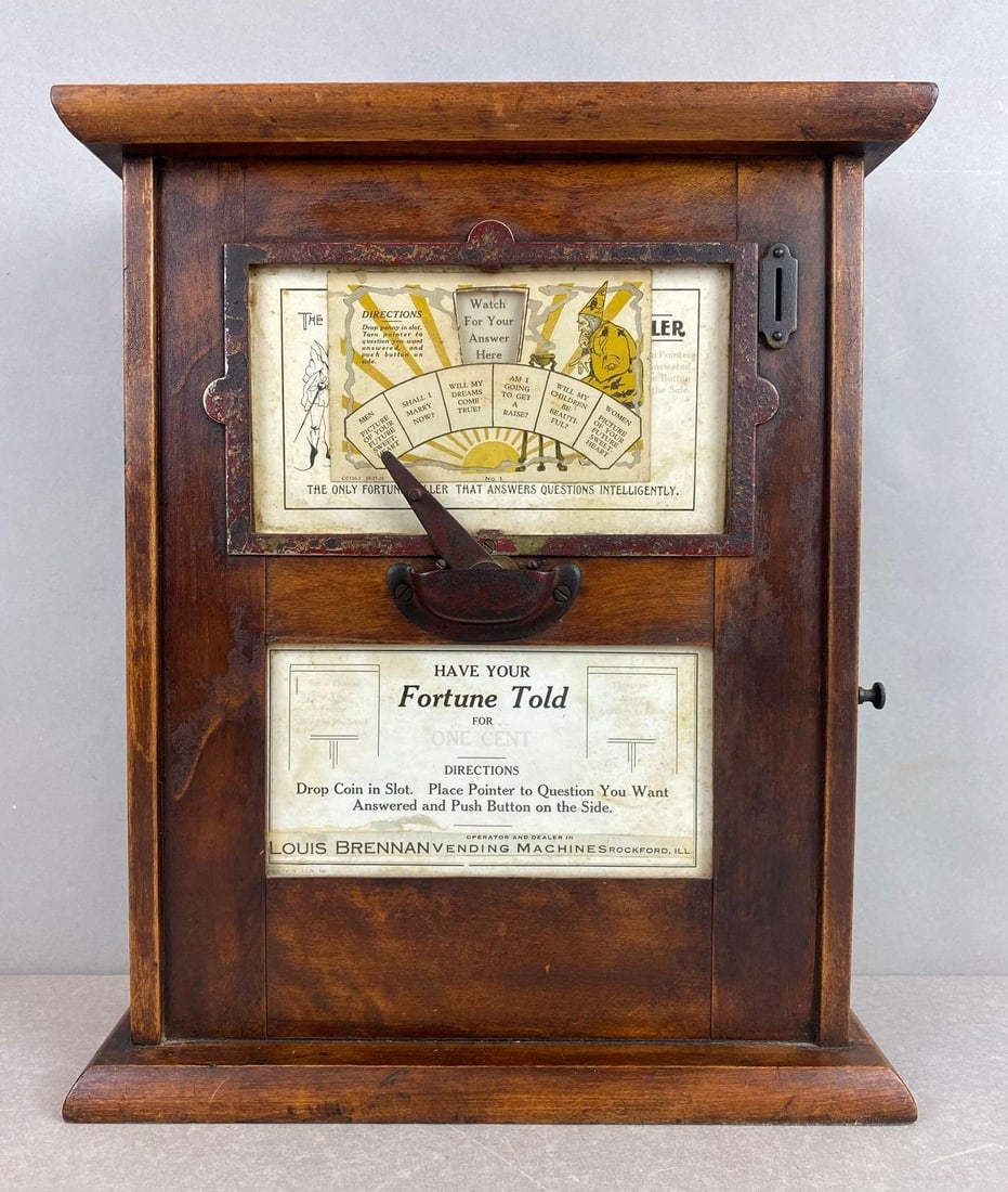 Antique Louis Brennan Rockford, IL Fortune Teller Machine (1 of 5)