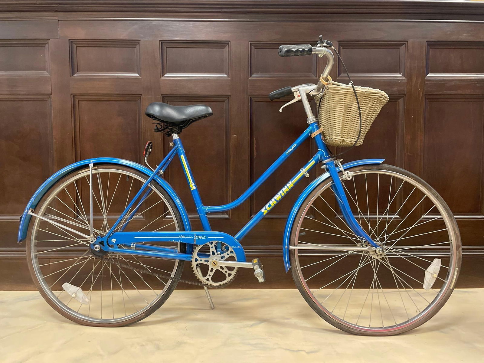 Womens Schwinn Collegiate 3 Speed Bicycle