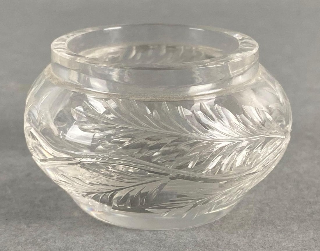 Miniature Pressed Leaves Clear Crystal Vase (1 of 6)