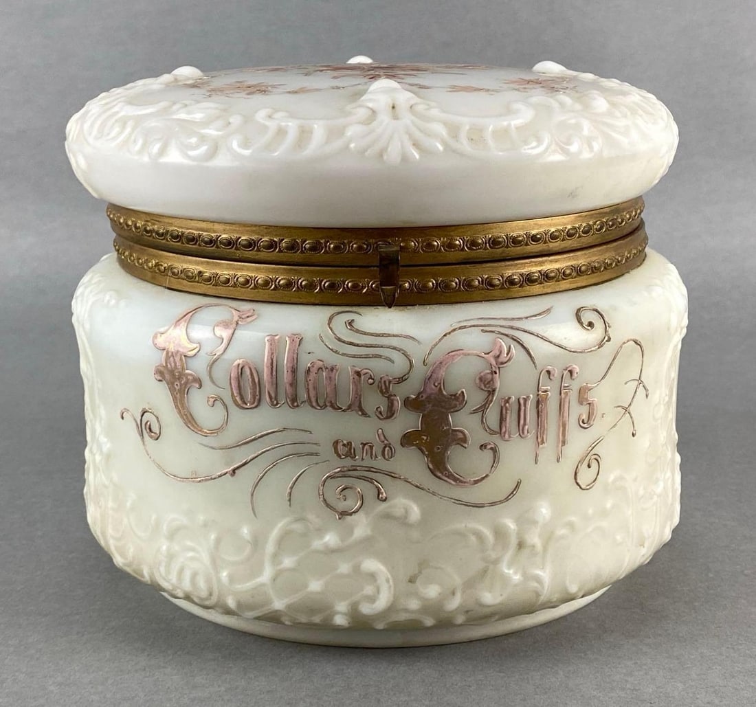 Wavecrest Opalware Collars And Cuffs Hinged Dresser Box Auction