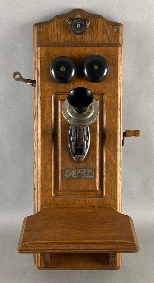 Antique The North Electric Co. Oak Wall Hanging Hand Crank Telephone (1 of 10)