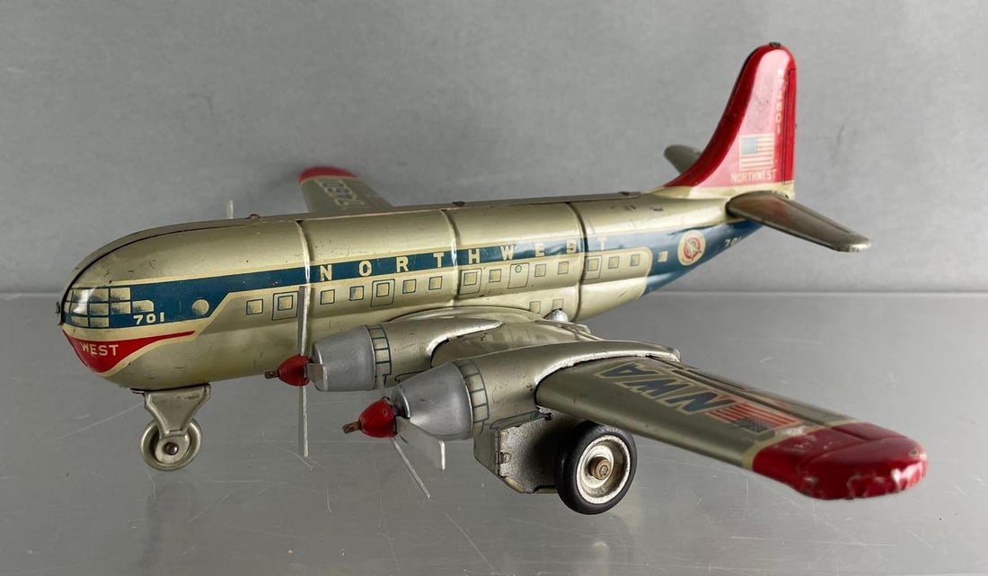 Vintage Northwest Airlines 701 Friction Tin Litho Airplane (1 of 6)