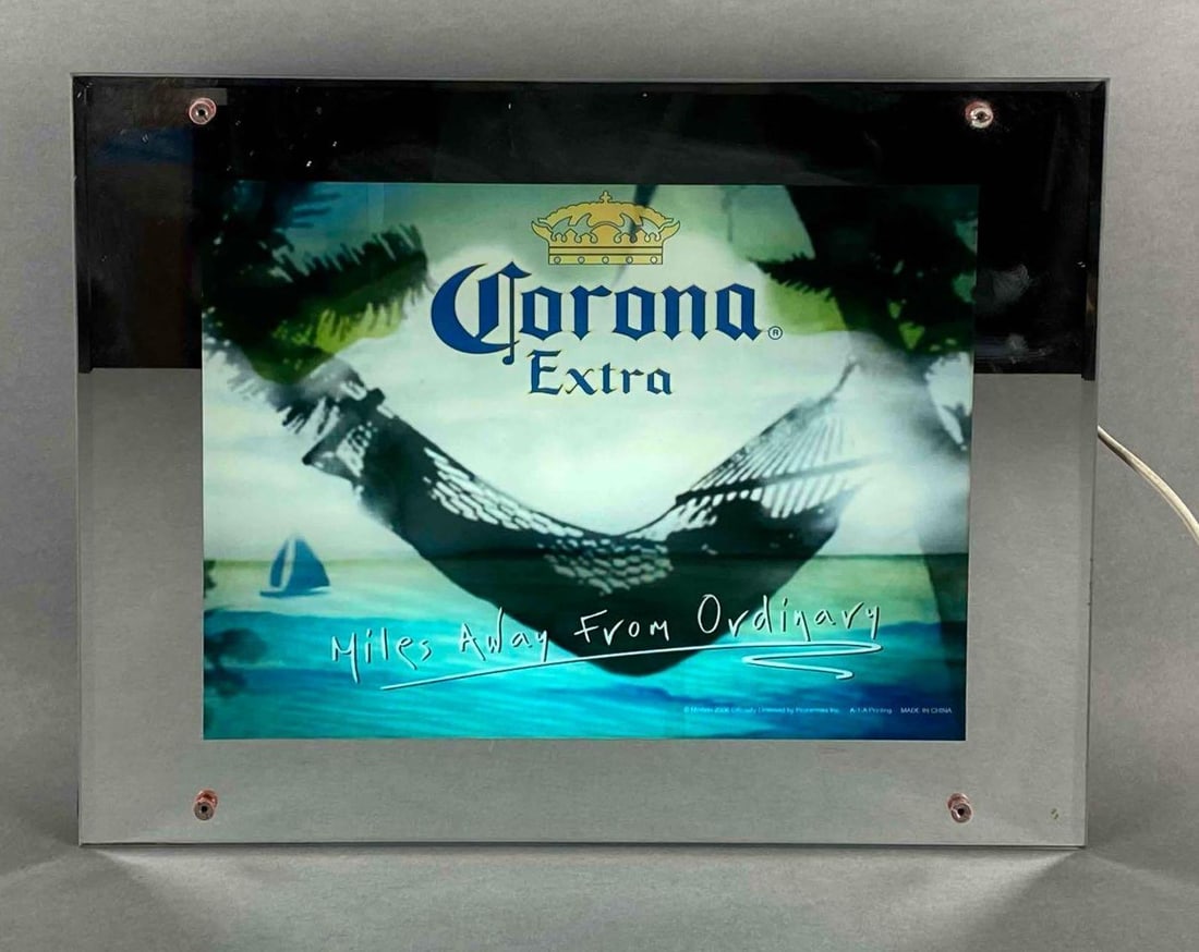 2006 Corona Extra Light-Up Motion Mirrored Advertising Sign (1 of 5)