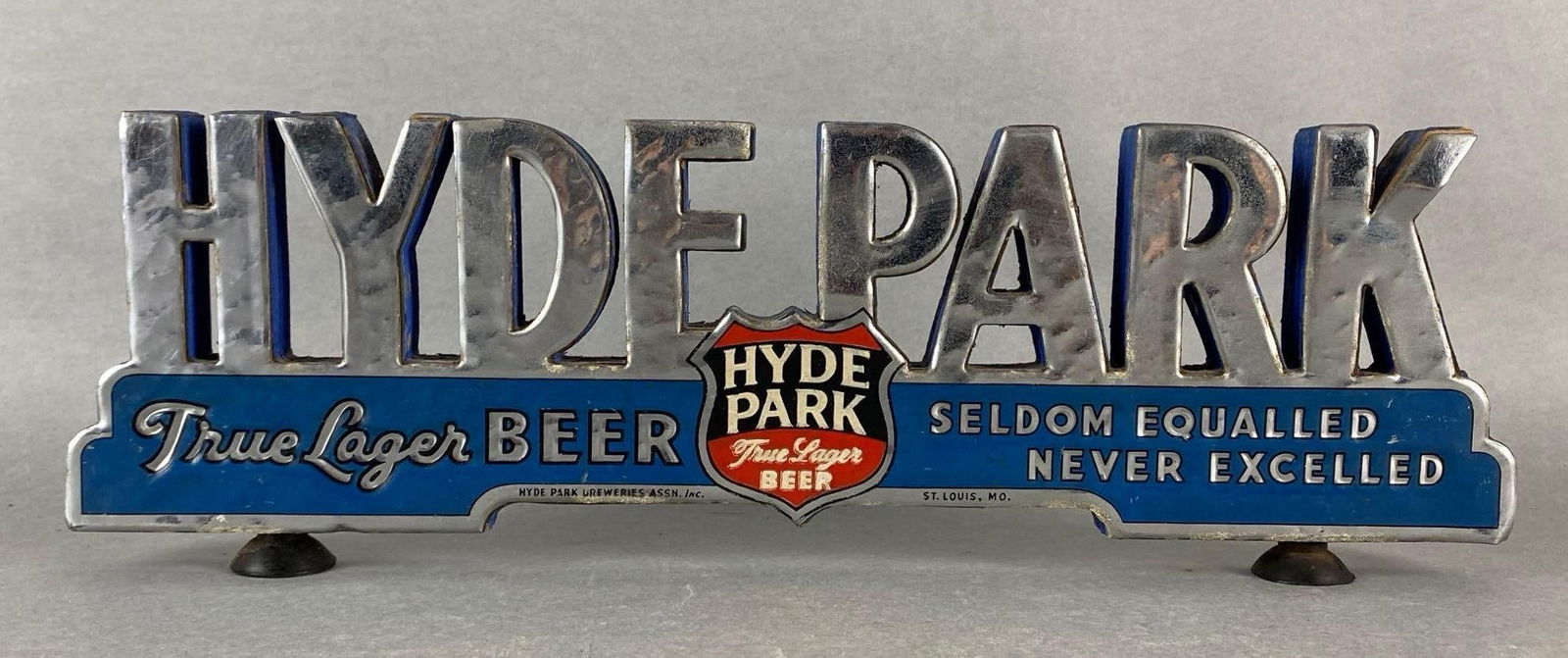 Vintage Hyde Park Bar Back Wood Advertising Sign (1 of 4)
