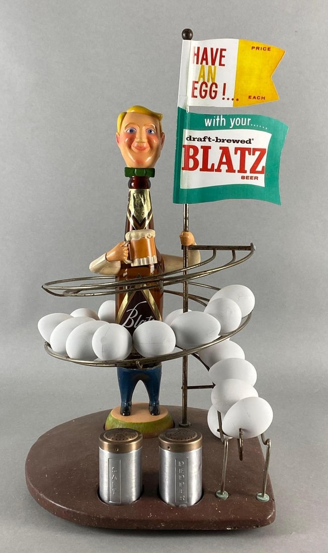1959 Blatz Beer Bottle Man Egg Roller Advertising Back Bar Statue (1 of 7)