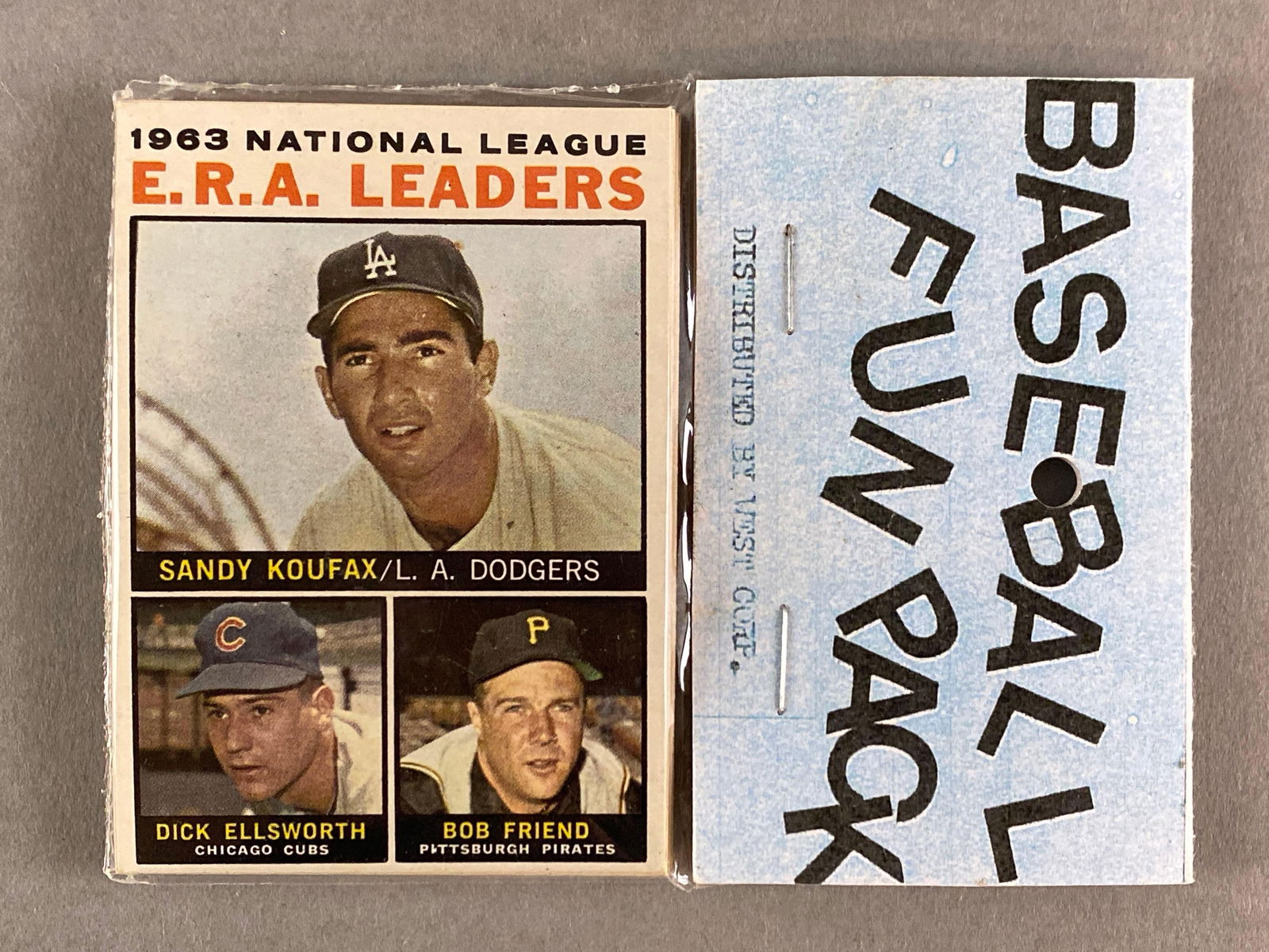 1964 Topps Baseball West Corps Cello Fun Pack (1 of 2)