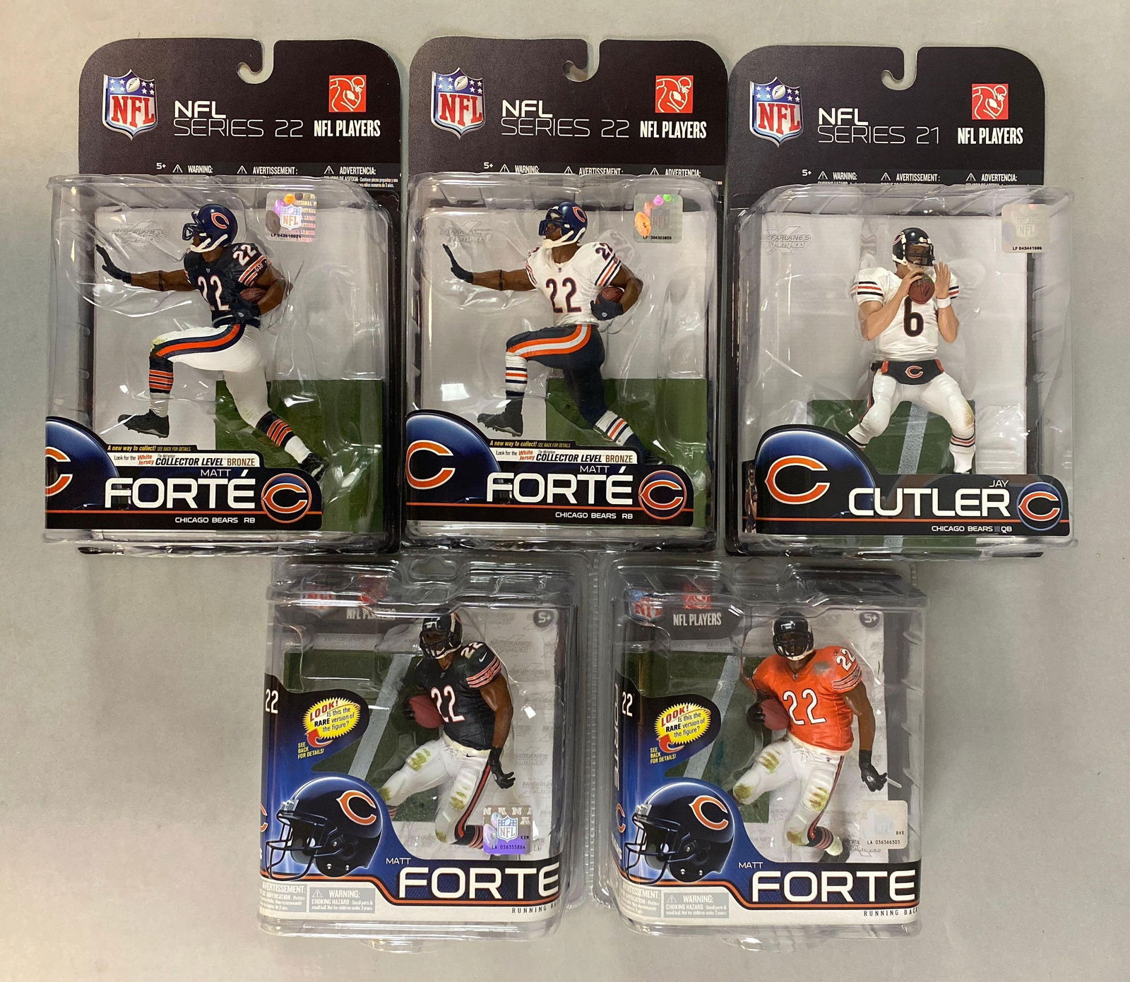 5 - 2009 - 12 McFarlane Chicago Bears Player Figures with Scarce Numbered Variants (1 of 5)