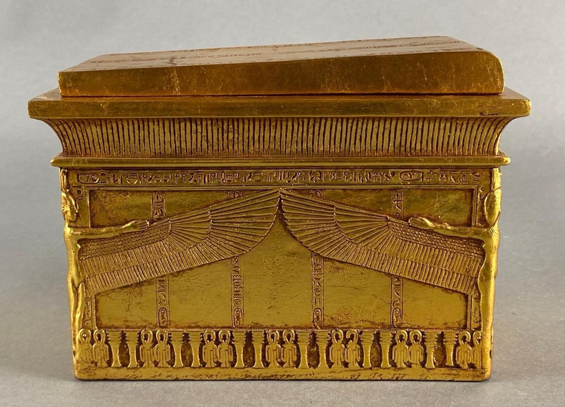 AGI Sarcophagus of King Tutankhamen Ceramic Statue (1 of 7)