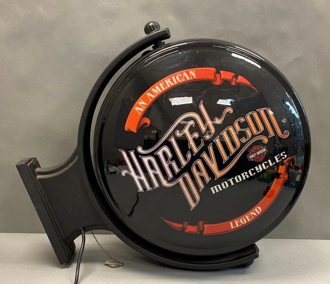 Harley-Davidson An American Legend Light Up Motion Advertising Pub Sign (1 of 3)