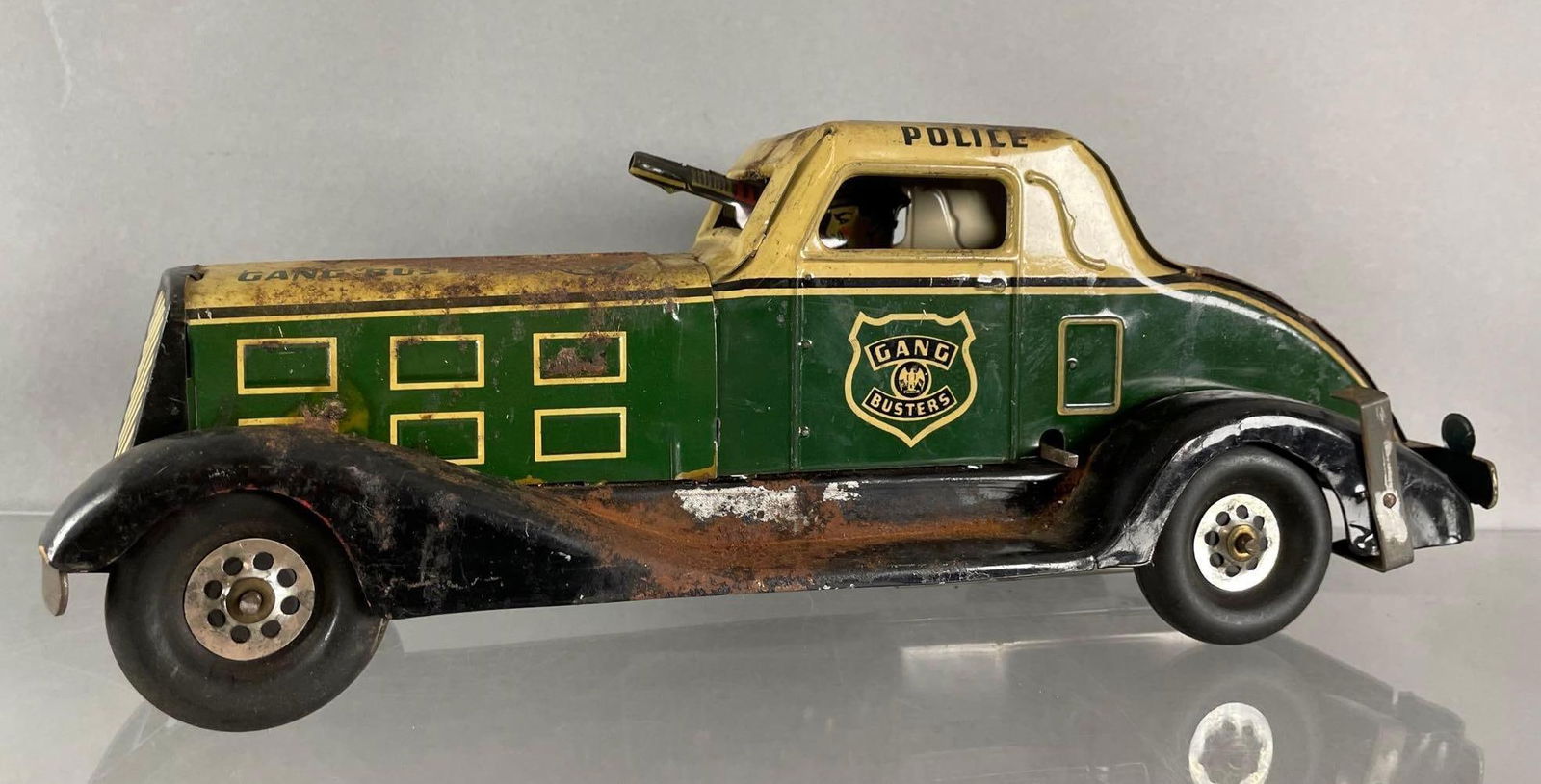 Vintage Marx Gang Busters Tin Litho Wind-Up Police Car: Did not work in test, does not include key. Measures 5 1/2 x 14 1/2 x 5 inches