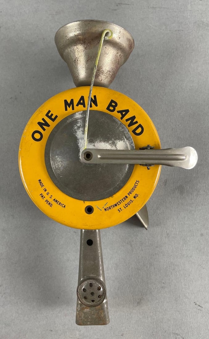 Northwestern Prod. One Man Band Musical Instrument: Working condition. Measures 8 x 5 x 2 1/4 inches
