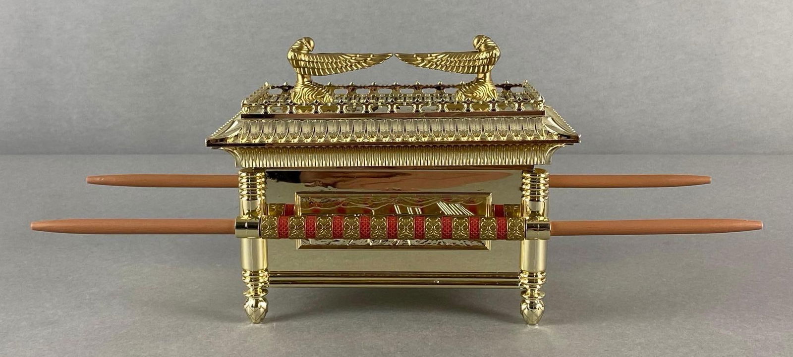 2008 LucasFilm Indiana Jones Ark of the Covenant Plastic Replica: Hasbro, Made in China, Measures 6 1/4 x 15 x 5 inches.