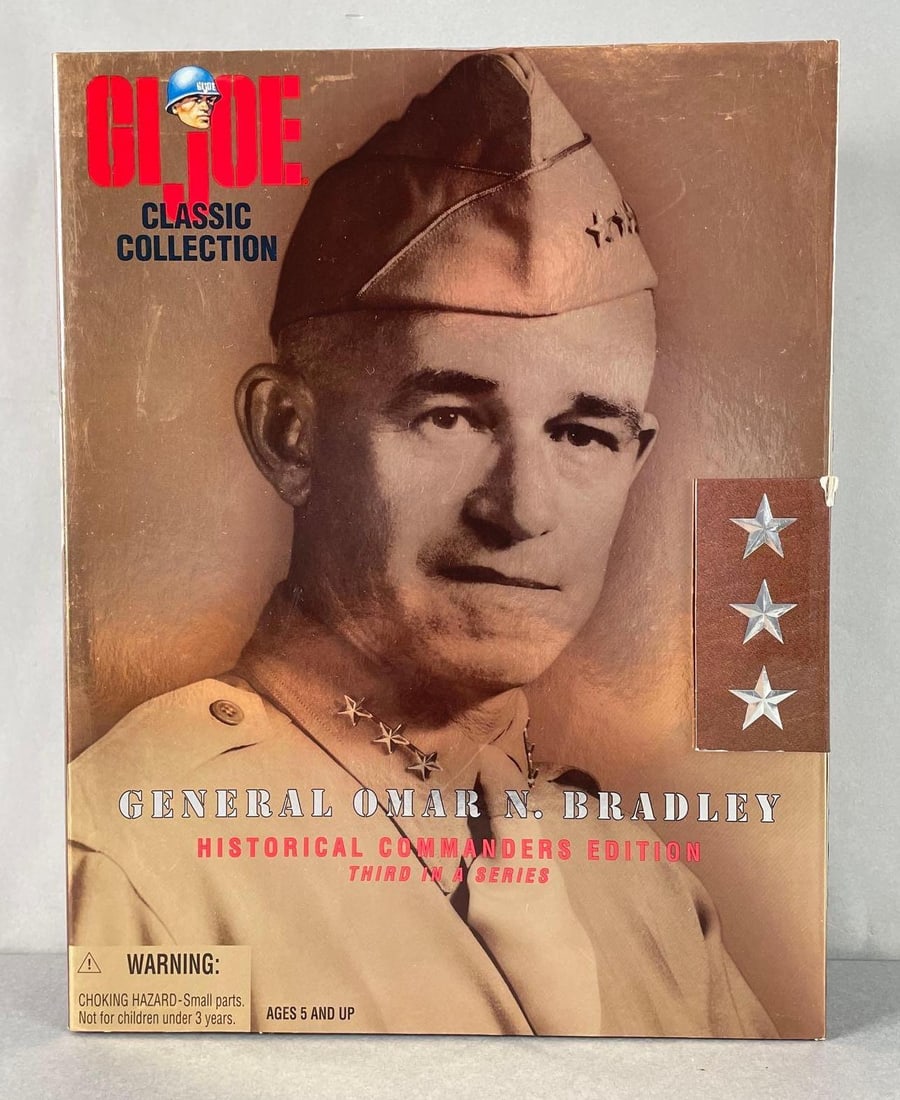 Hasbro G.I. Joe Classic Collection General Omar N. Bradley Action Figure (1 of 3)