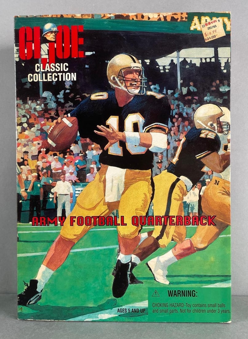 Hasbro G.I. Joe Classic Collection Army Quarterback Action Figure (1 of 4)