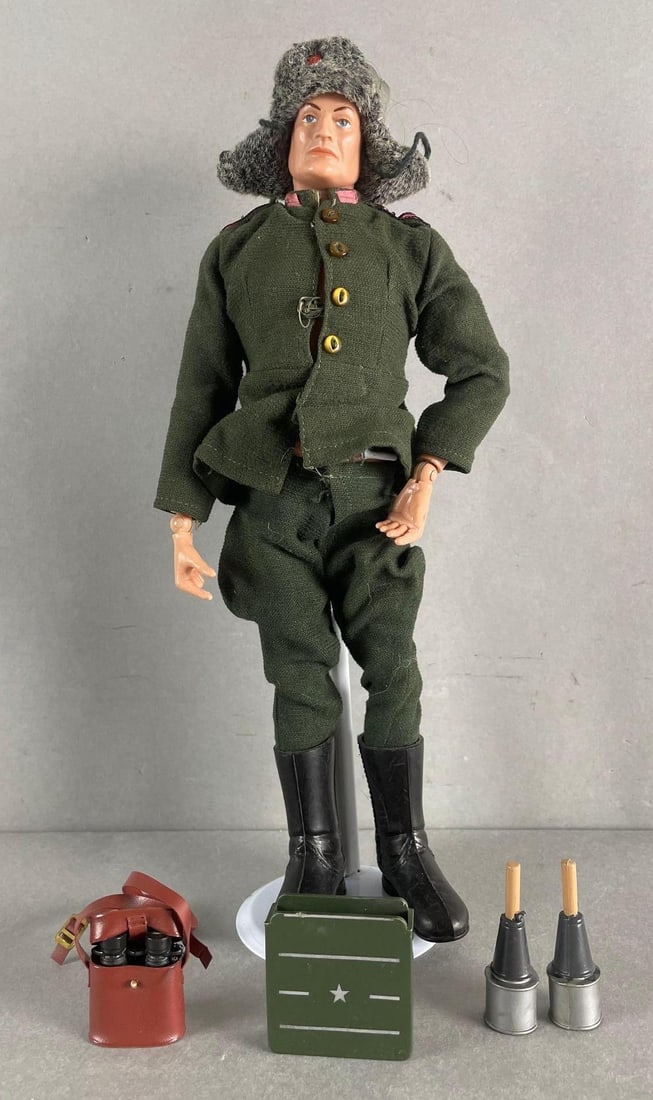 1964 Hasbro G.I. Joe Soldiers of the World WW2 Russian Soldier Action Figure (1 of 3)