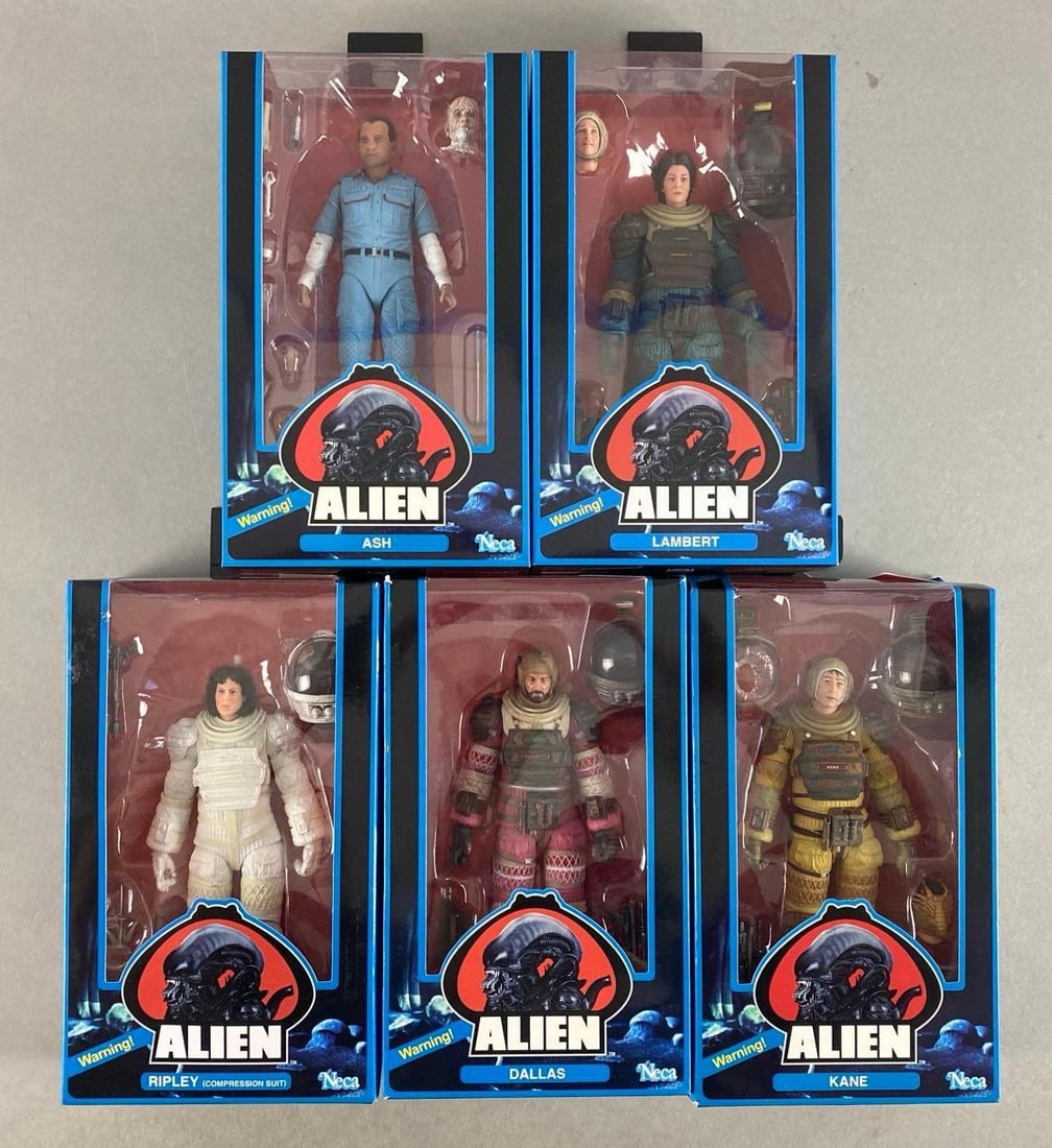 Group of 5 Neca Alien Assorted Figures (1 of 2)