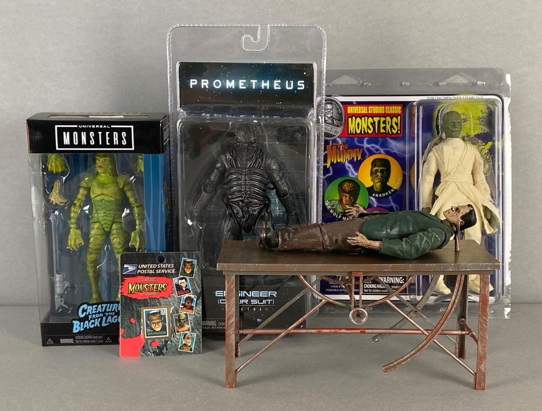 Group of 5 Universal Monster Action Figures and More (1 of 2)