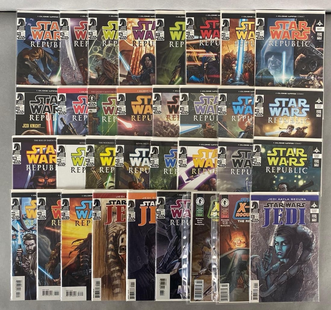 Group of 30+ Assorted Dark Horse Star Wars Comic Books (1 of 3)
