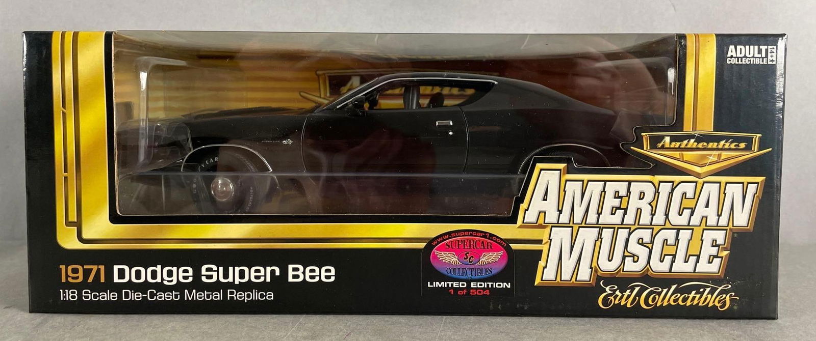 Ertl American Muscle 1971 Dodge Super Bee (1 of 5)