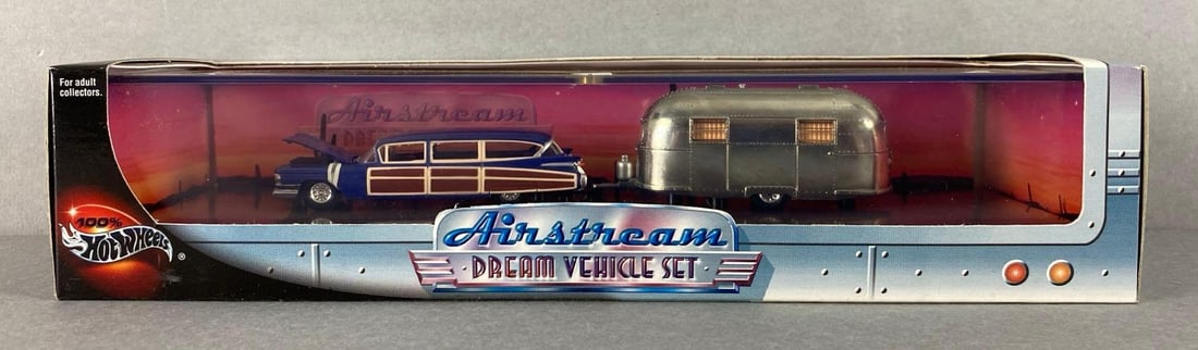 Mattel Hot Wheels Cool Classics Series Airstream Dream Vehicles: Die-Cast, new in original packaging