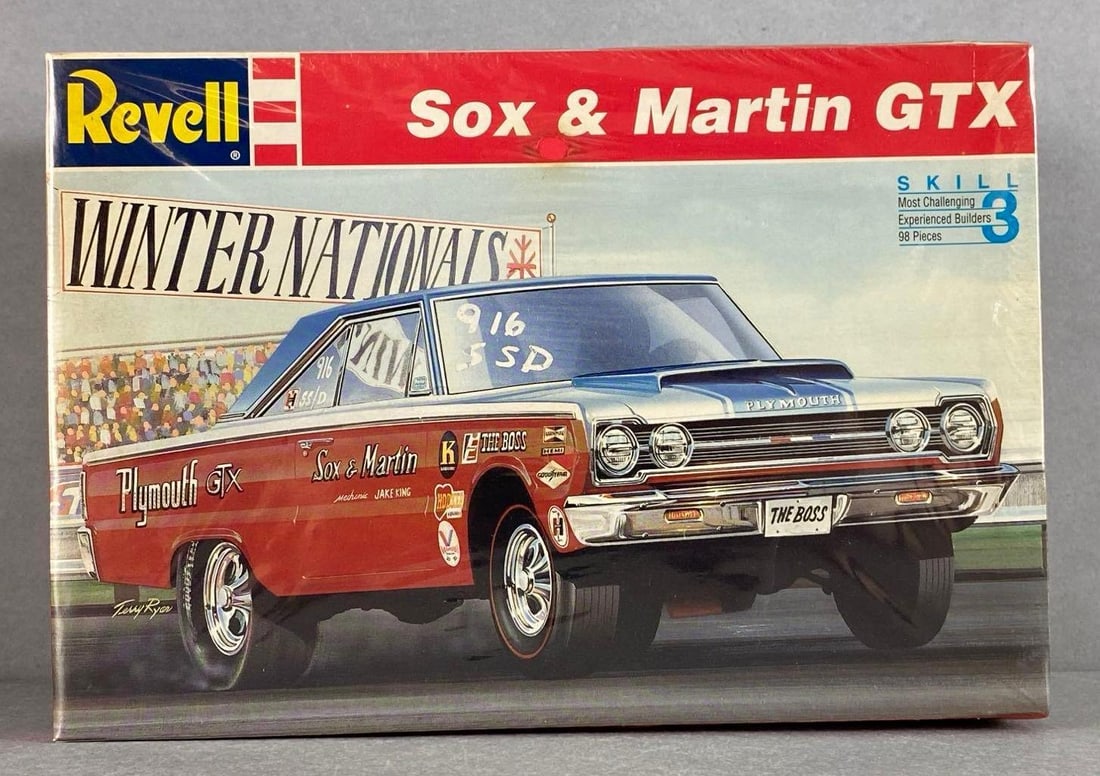 Revell Sox And Martin GTX Plastic Model Kit (1 of 5)
