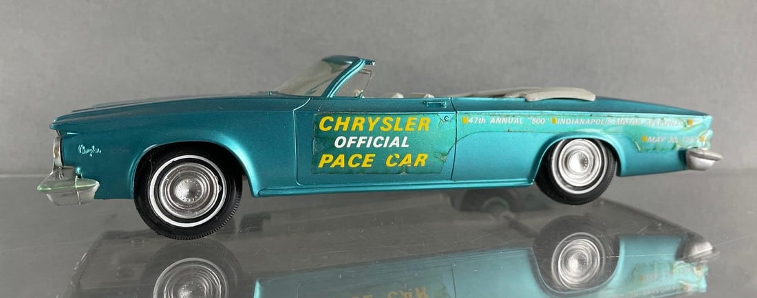 Johan 1963 Chrysler Indy 500 Official Pace Car Friction Dealership Promo Car (1 of 6)