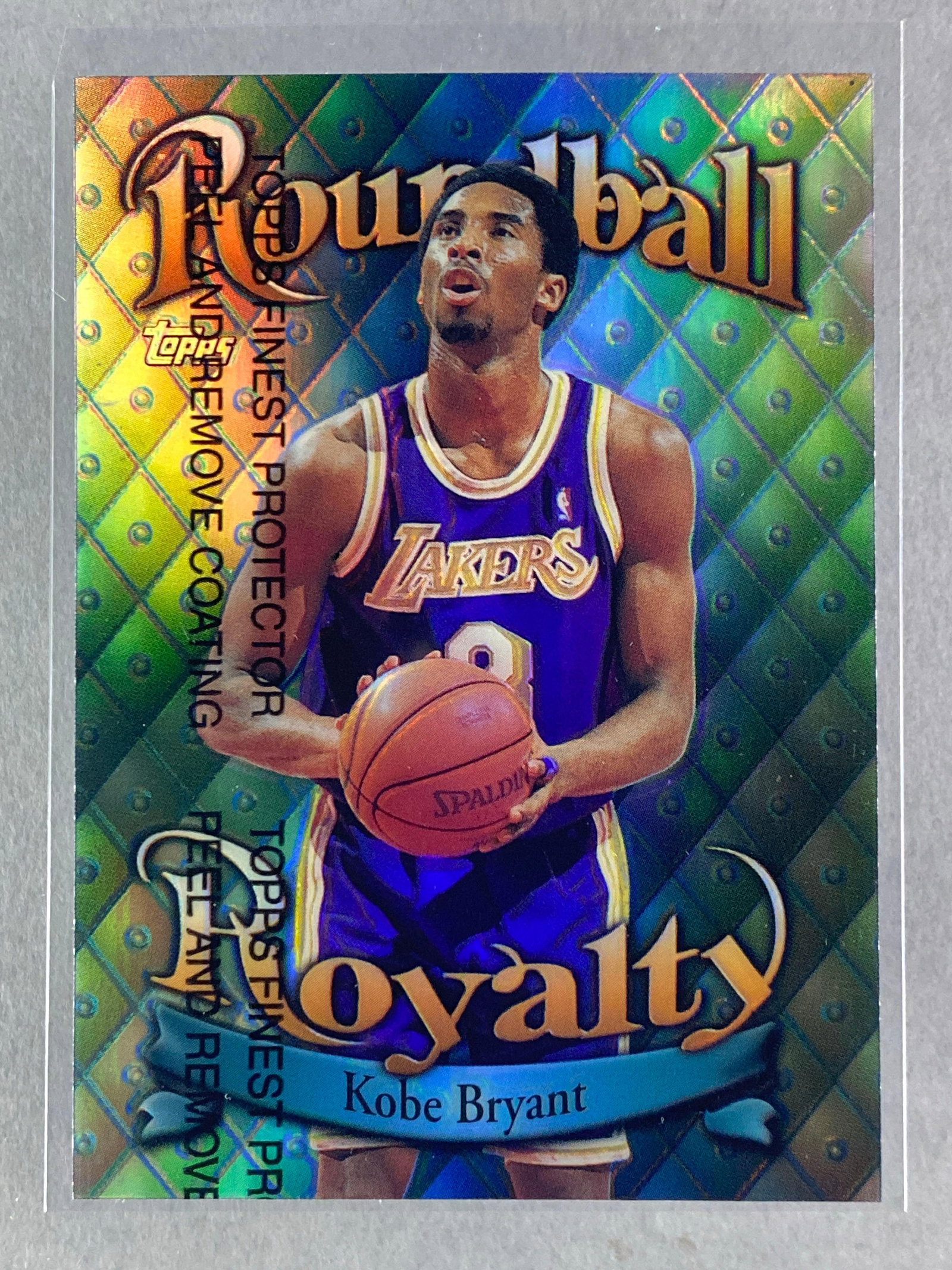 1998 Topps Roundball Royalty Refractor Kobe Bryant #R18 with Coating: Beautiful card, Ready to grade