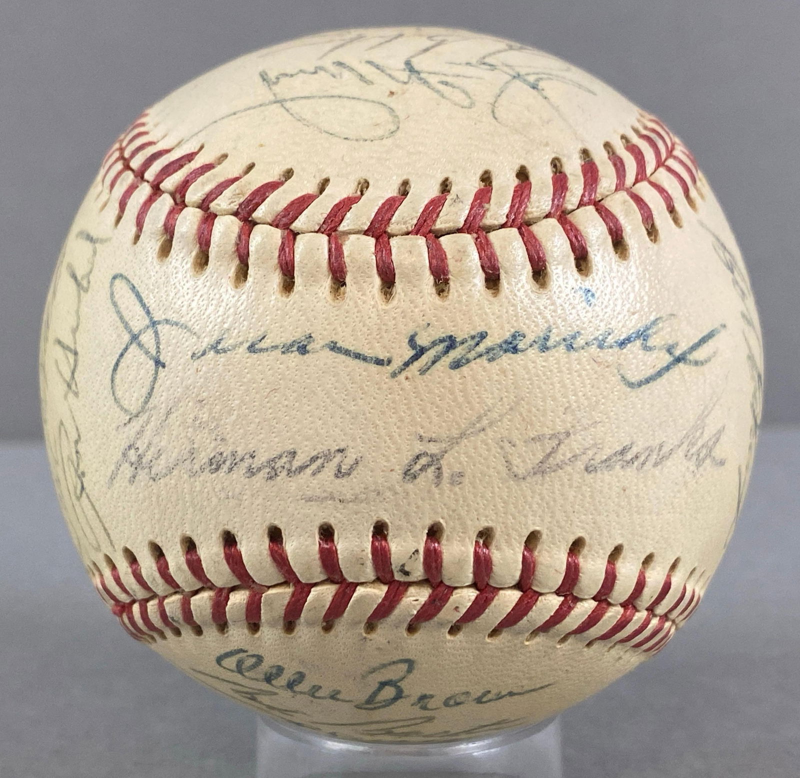 1968 San Francisco Giants Team Signed Official MLB NL Spalding Selig Baseball: Originally from umpire Bill Haller and was given to our consignors father. Autographed by 26 players, Juan Marichal, Herman Franks - Stamped, Wille Mays Don Bryant, Ollie Brown, Bob Barton, Jesus Alou