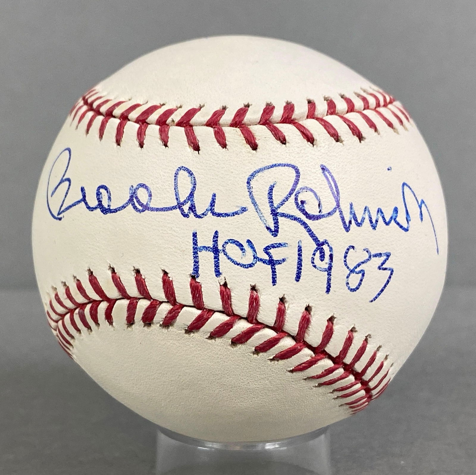 Brooks Robinson Signed Official MLB Rawlings Selig Baseball: Autographed Brooks Robinson HOF1983, We Guarantee This to Pass 3rd Party Authentication, Case included