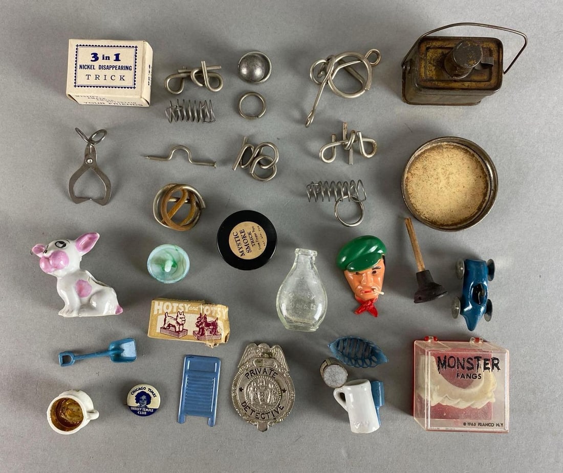 Group of 30+ Assorted Puzzles, Tricks and More (1 of 3)