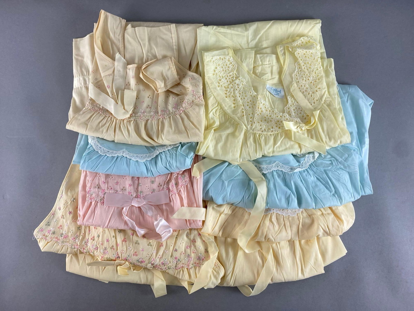 Vintage Group of 8 Pastel Floral Nightgowns: Includes sizes 32/34
