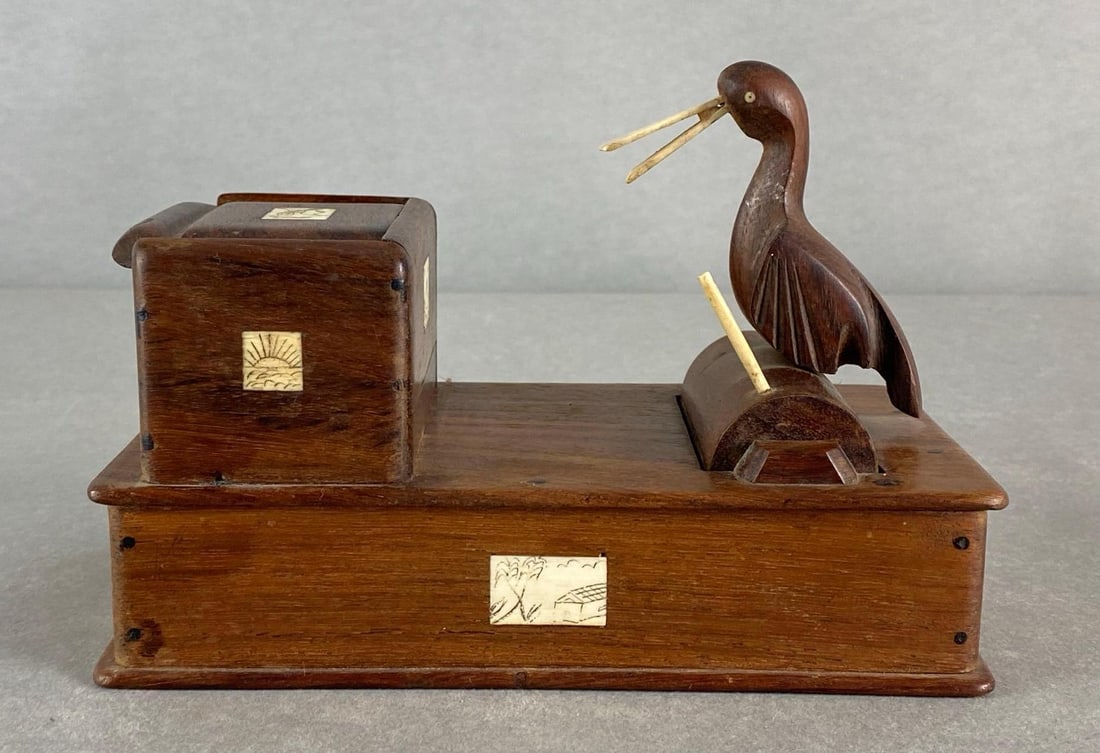 Vintage Novelty Wood Bird Cigarette Dispenser (1 of 7)